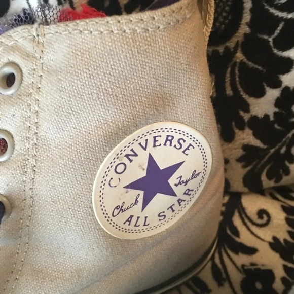 Converse adorable juniors size 5 sneaker - Picture 3 of 8